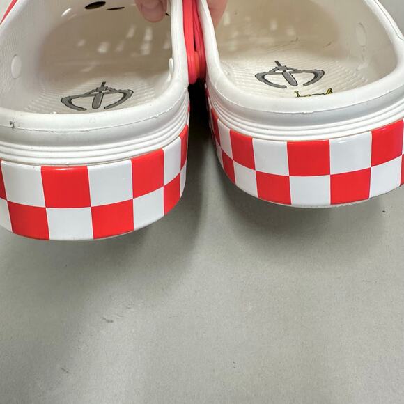 Crocs Toy Story Pizza Planet Off-Court Clog Men's size 8 Women's 10 - Picture 13 of 16